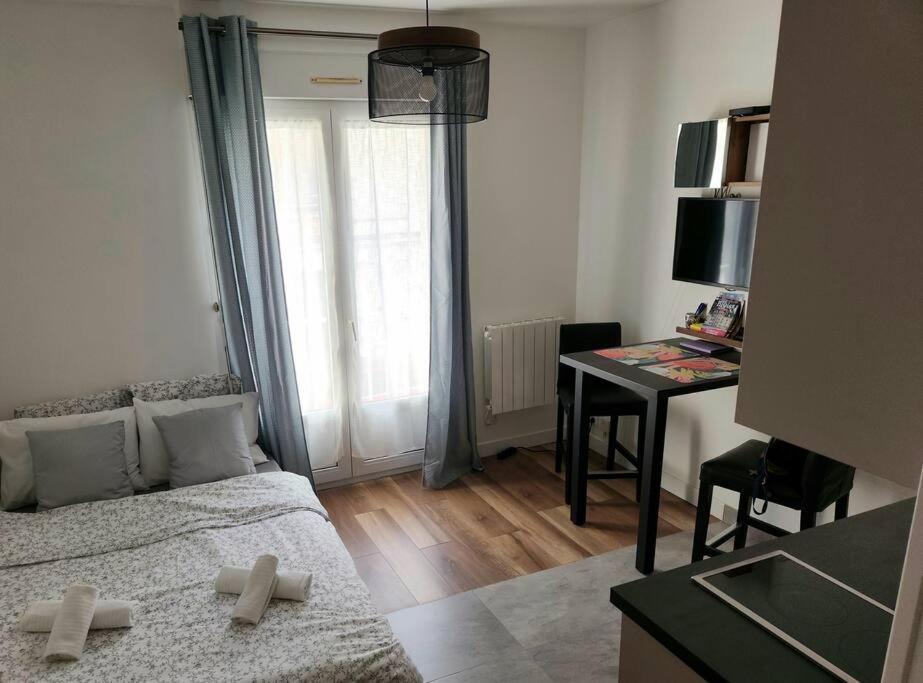 Petit Studio En Plein Centre-Ville De Vendôme Eksteriør bilde